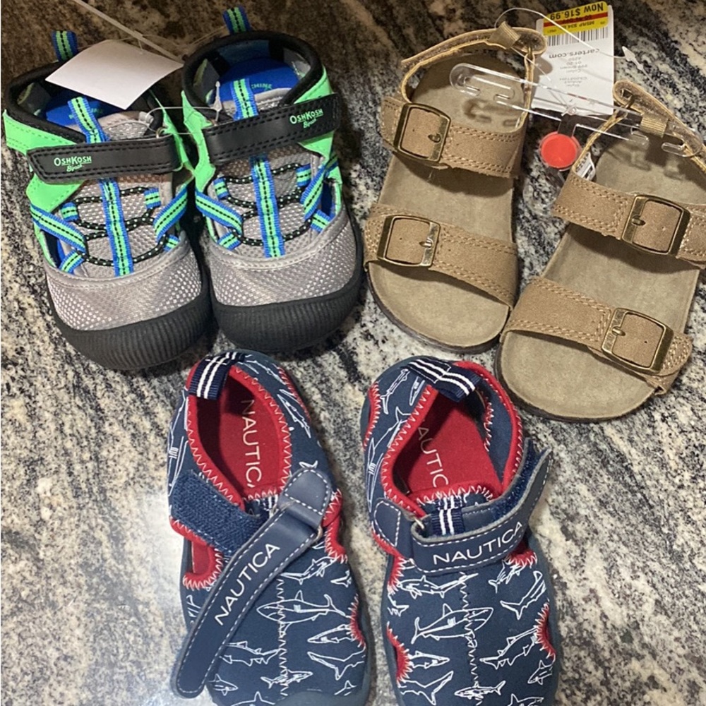 2 new, 1 worn once Toddler boy size 7 sandals